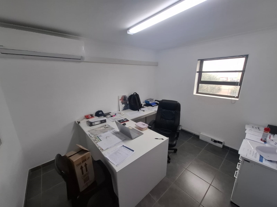 To Let Commercial Property for Rent in Fisantekraal Western Cape